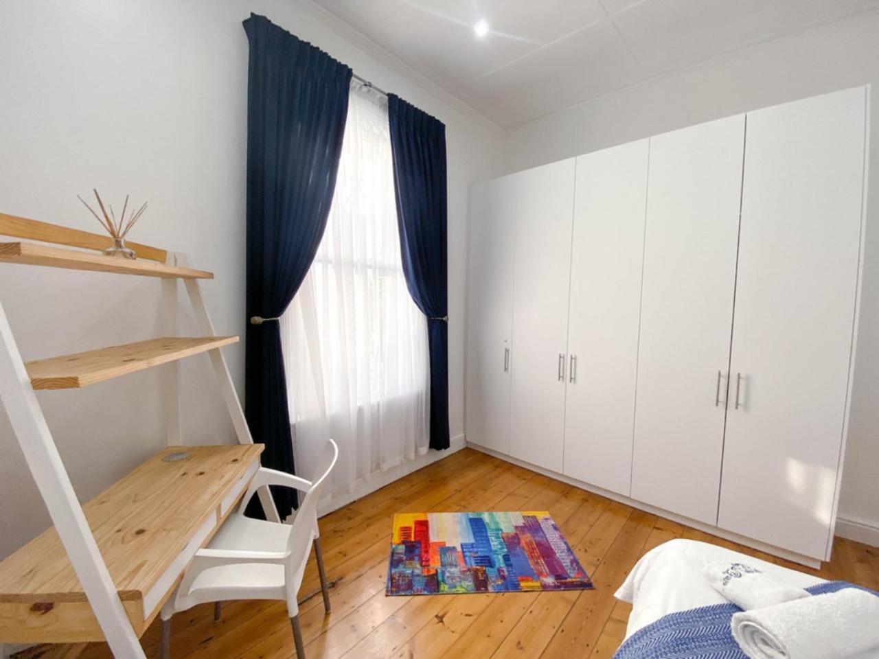 Modern 8 Sleeper In Trendy Observatory Vakantiehuis